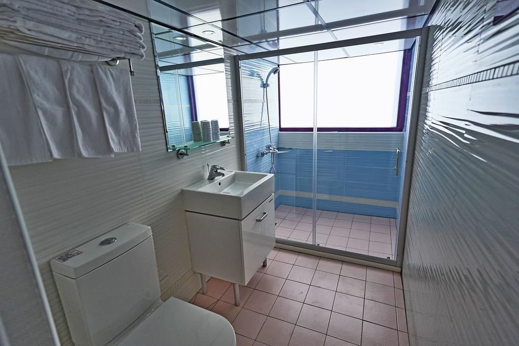 Lily Hotel Kaohsiung Eksteriør billede