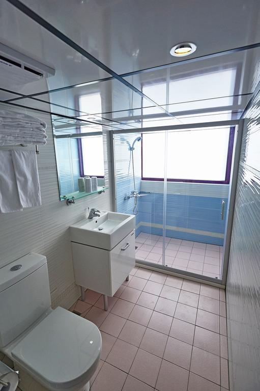 Lily Hotel Kaohsiung Eksteriør billede