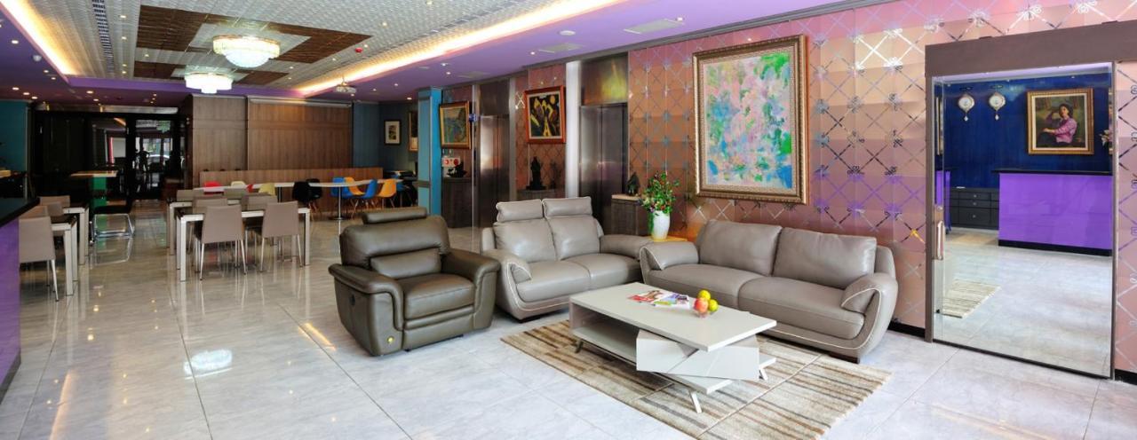 Lily Hotel Kaohsiung Eksteriør billede